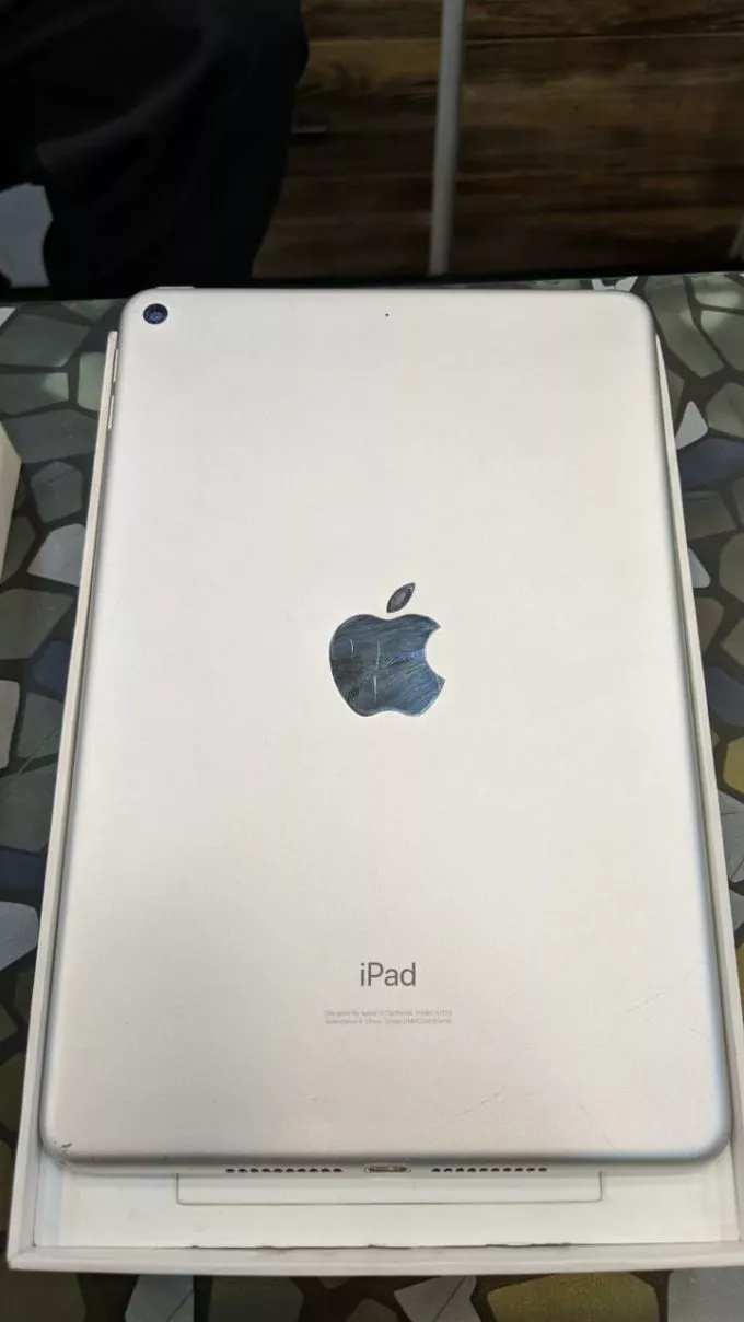 Ipad mini 5 for sell - ad image 1