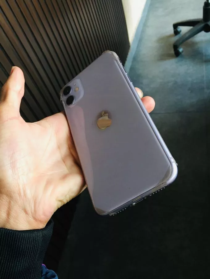 iphone 11 - ad image 4