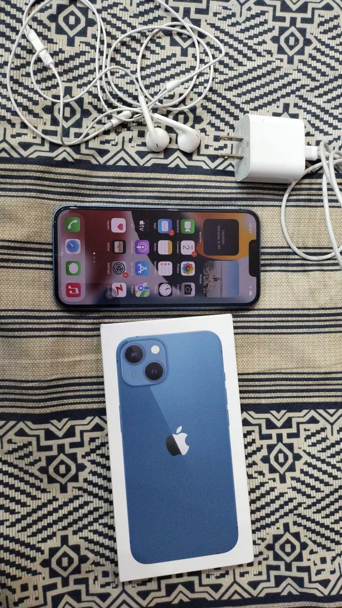 IPhone 13 128Gb Blue Non PTA - ad image 3