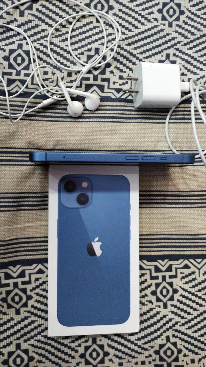 IPhone 13 128Gb Blue Non PTA - ad image 2