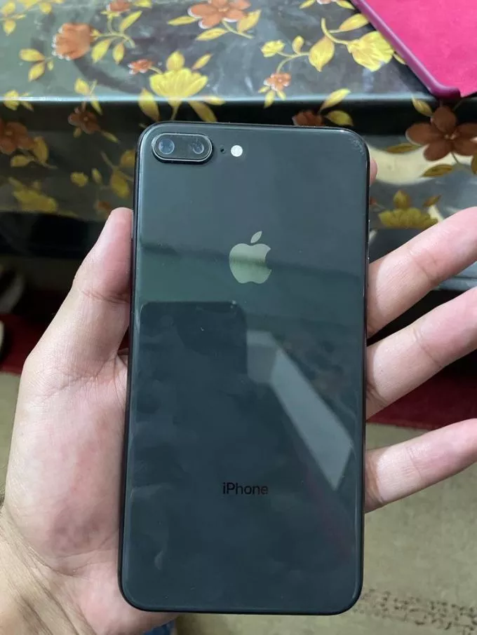 Iphone 8 plus 256gb - ad image 3