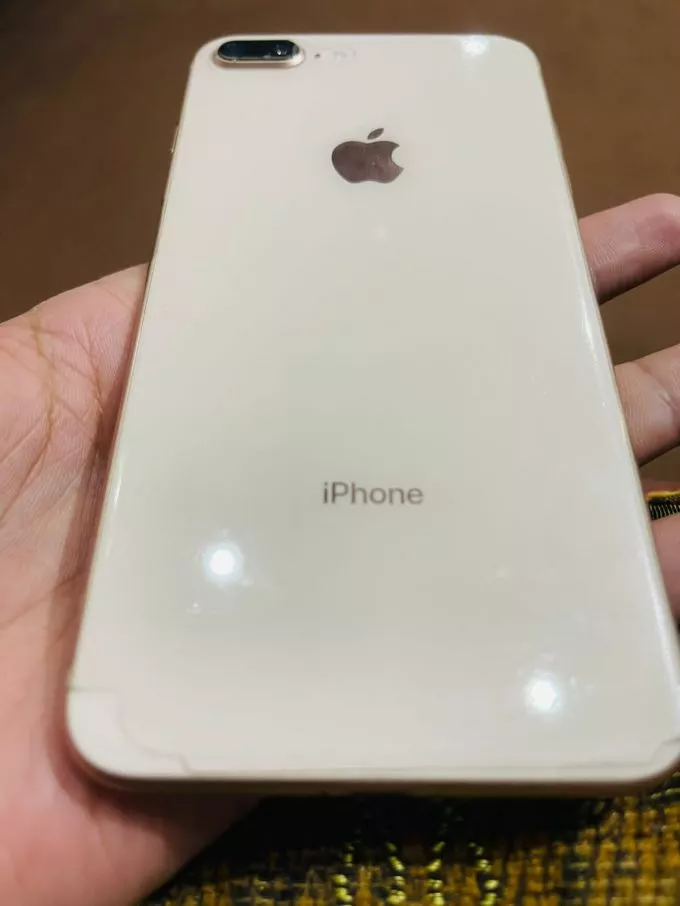 iPhone 8 Plus non pta - ad image 1