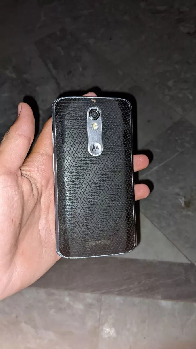 Motorola droid turbo 2 - ad image 4