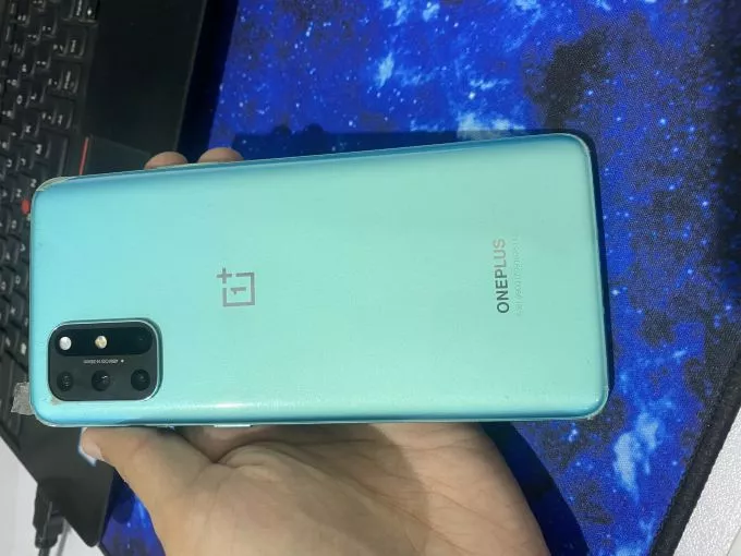 One Plus 8t - ad image 2