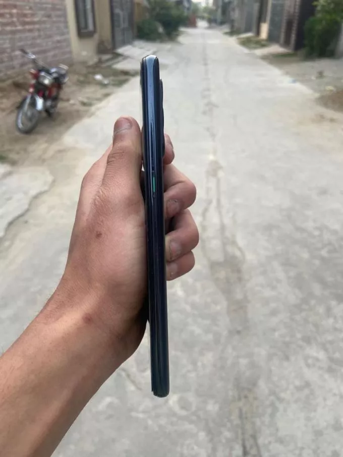 Oppo Reno 6 - ad image 2