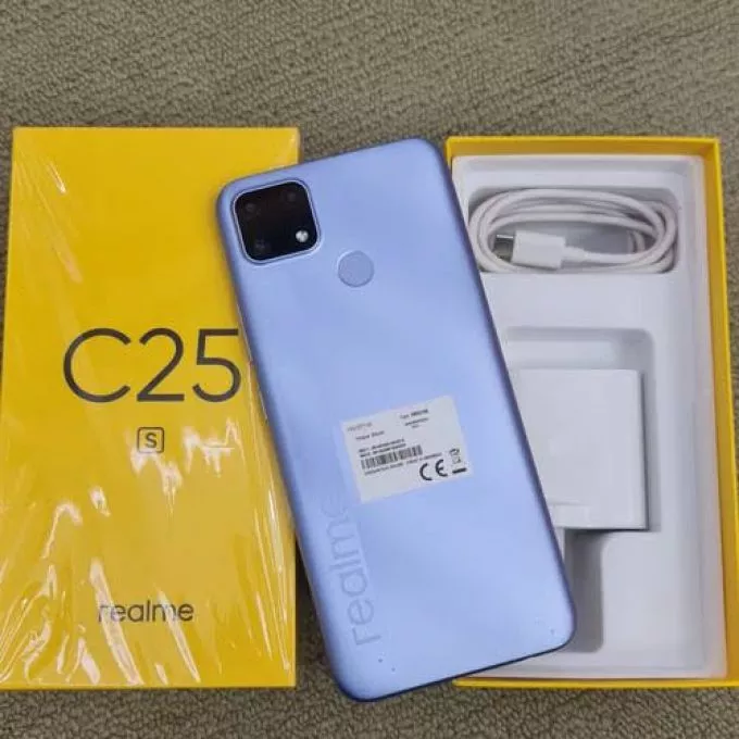 Realme C25s is just 10 days used - ad image 1