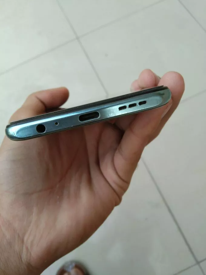 REDMI NOTE 10 - ad image 4