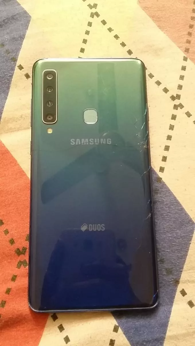 samsung a9 good condition - ad image 2