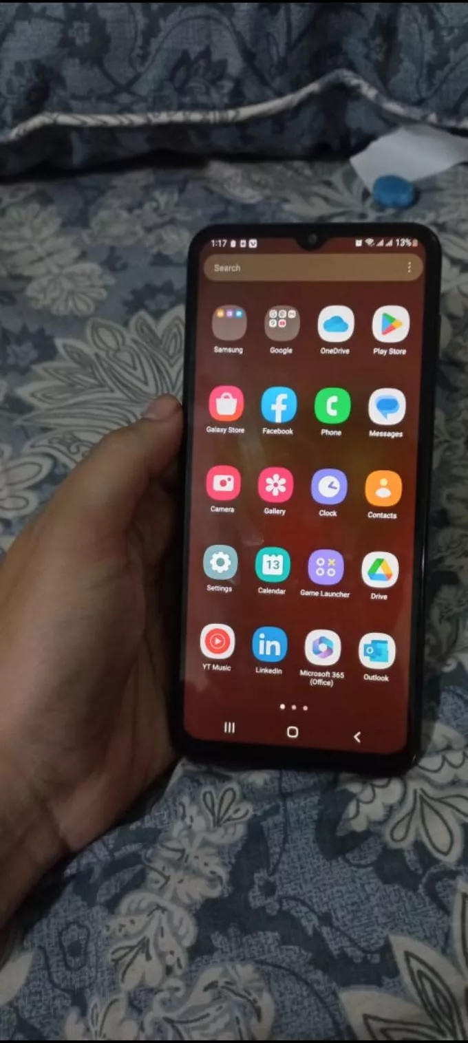 Samsung Galaxy A13 - ad image 1