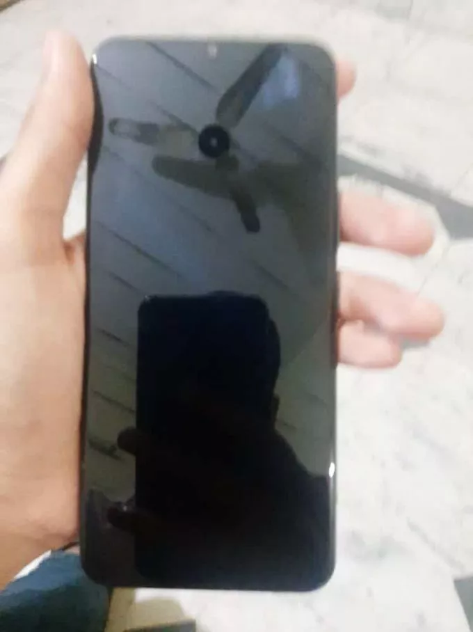 Vivo v20 SE 8/128 - ad image 4