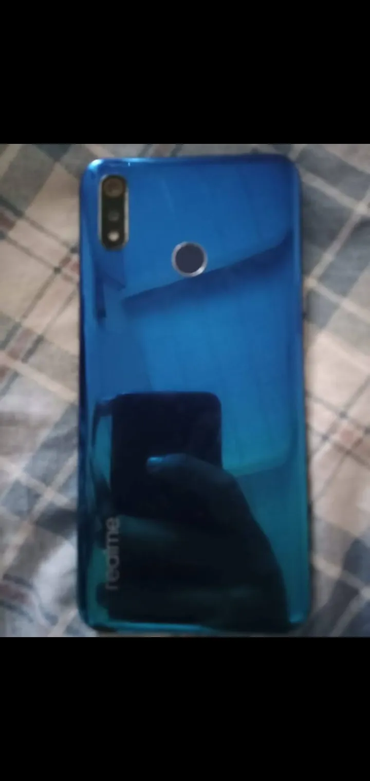 Realme 3 4/64gb - ad image 2