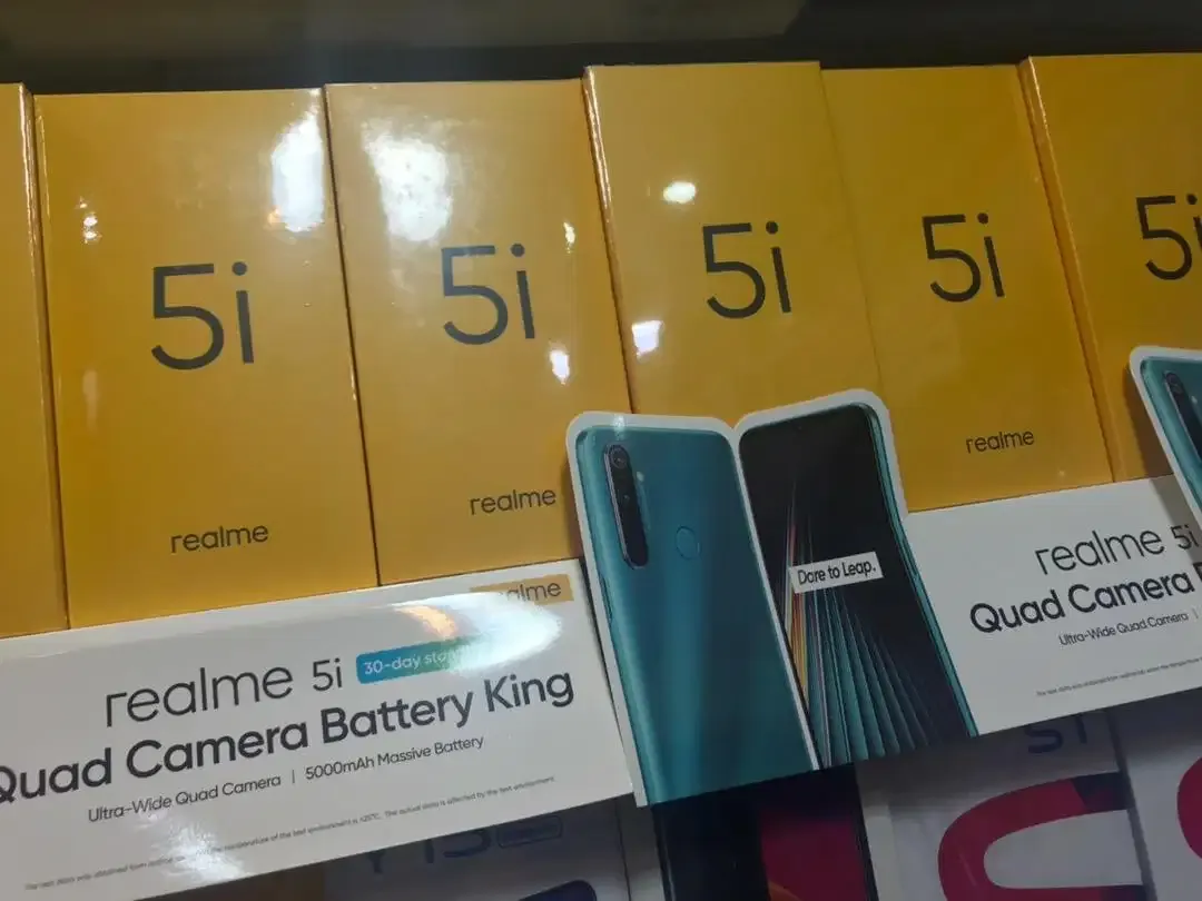 Realme 5i brandnew limited stock - ad image 1