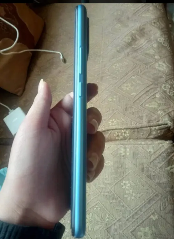 Realme C17 - ad image 3