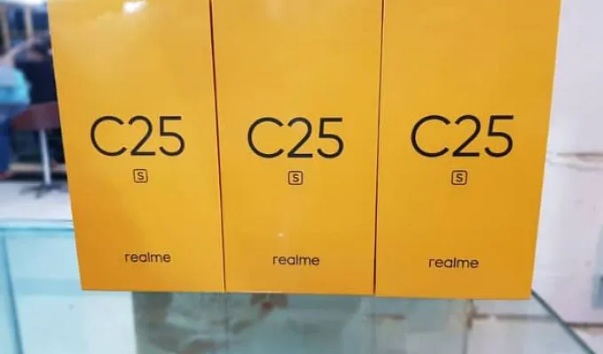 Realme C25s 4/64 brand new box pack pta approved - ad image 1