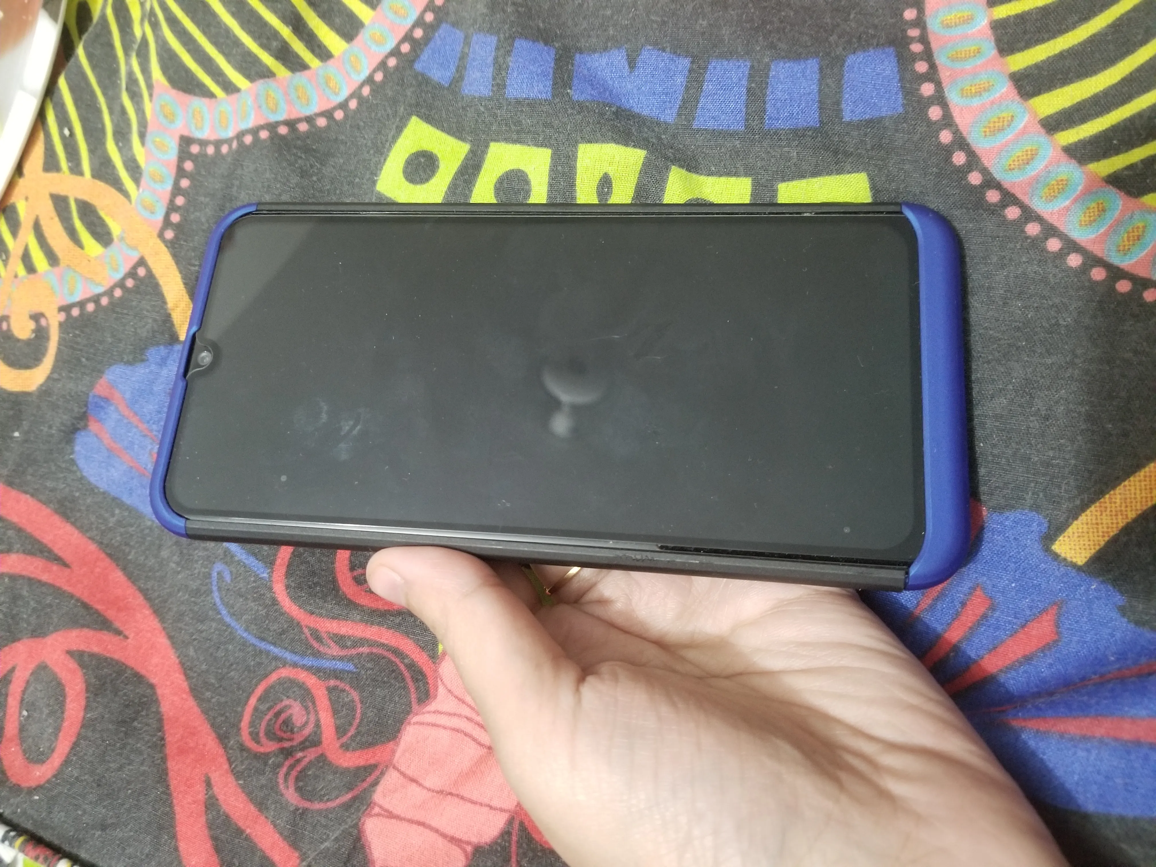 Samsung A30 in mint condition - ad image 4