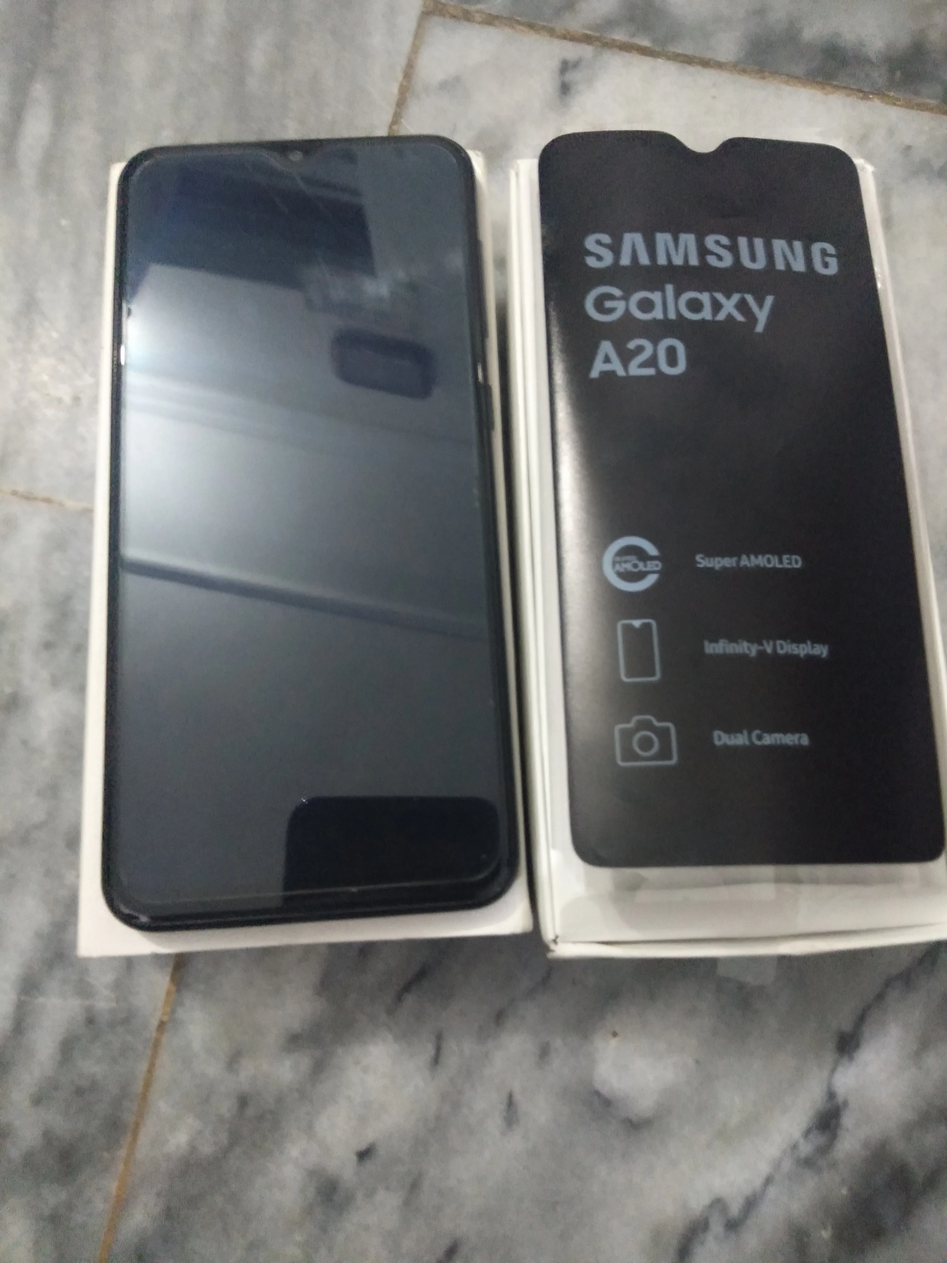 Samsung Galaxy A20 3GB 32GB - ad image 1