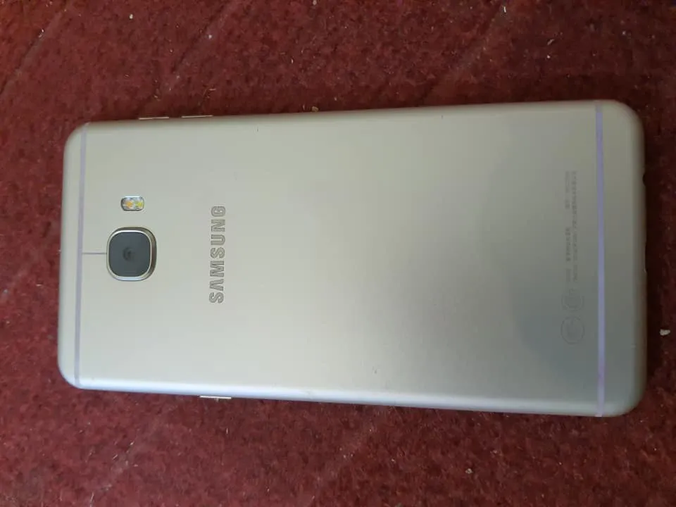 Samsung Galaxy C7 (SM-C7000) urgent Sale - ad image 2