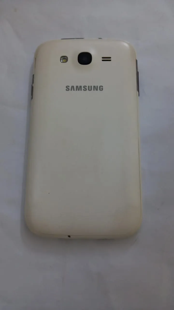 Samsung Galaxy Duos Model GT-19060 - ad image 2