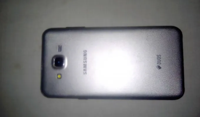 Samsung Galaxy J7 Core - ad image 3