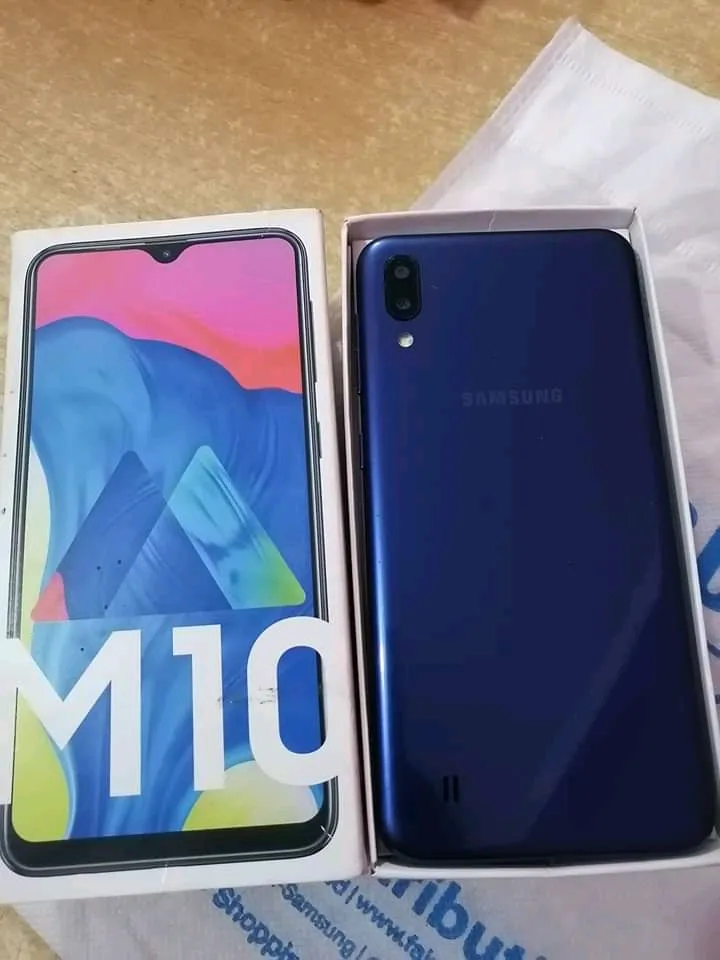 Samsung Galaxy M10 for sale - ad image 1