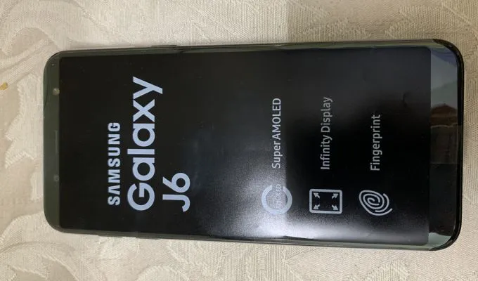 Samsung Galxy J6 - ad image 3