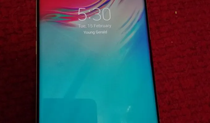 Samsung s10 5g - ad image 1