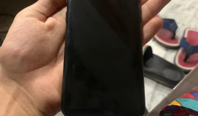 Samsung S8 (non pta) - ad image 3