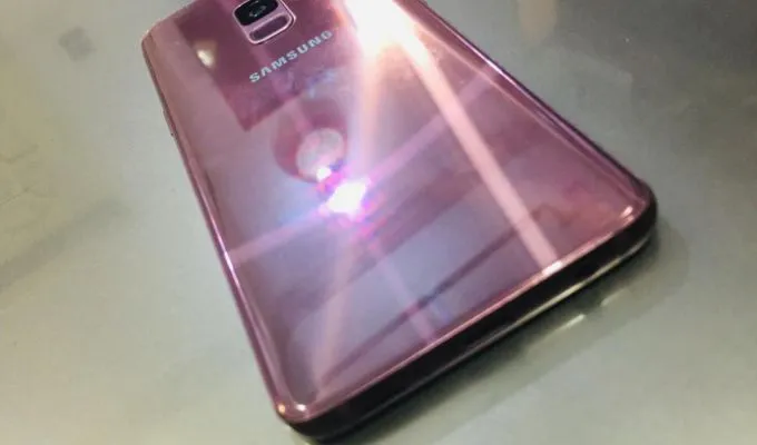 Samsung S9 - ad image 2