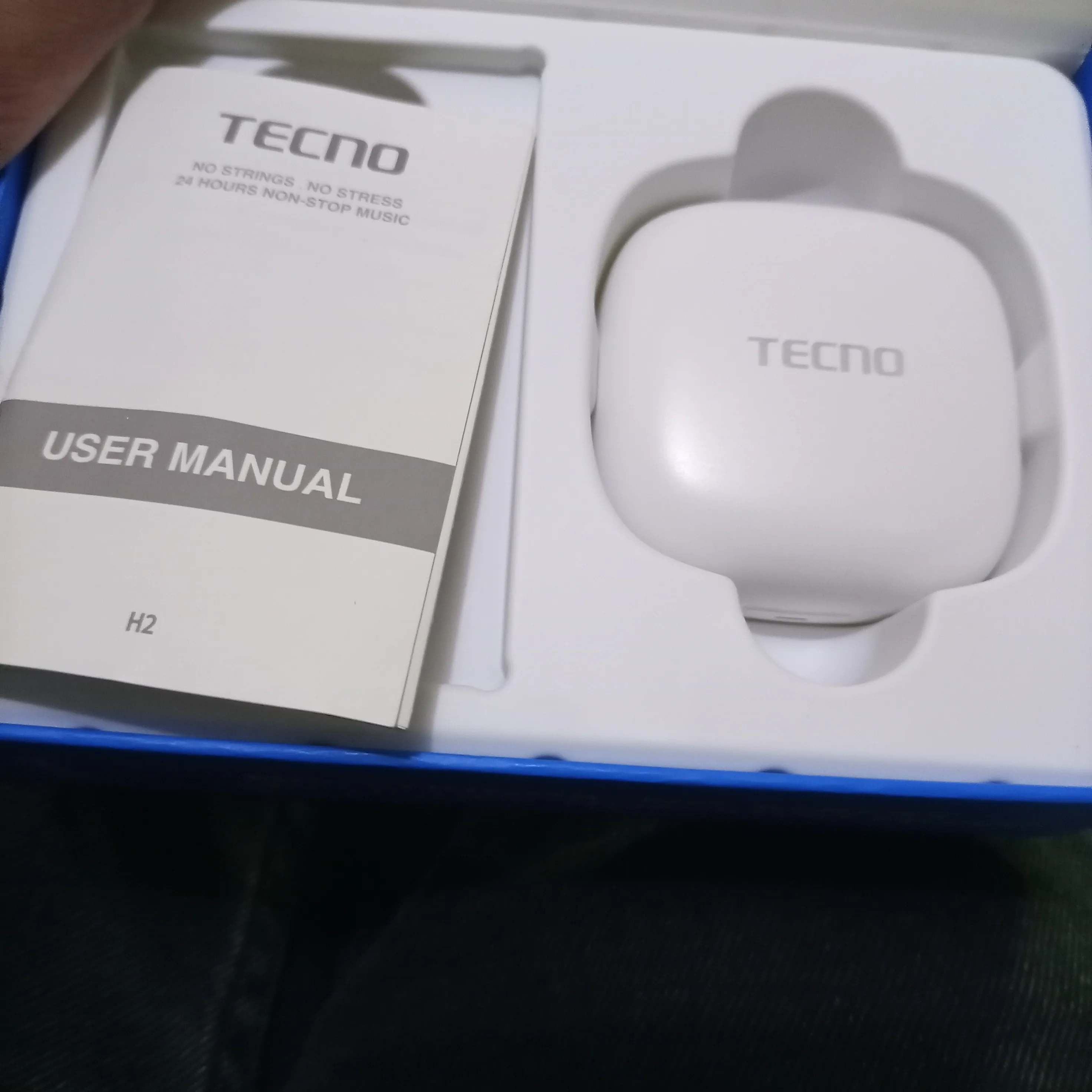 Tecno airpods - ad image 2