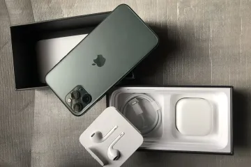 iPhone 11 Pro 256GB 10/10 PTA