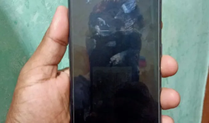 Urgent sell for my oppo f11 pro 6/128all ok full box - ad image 4