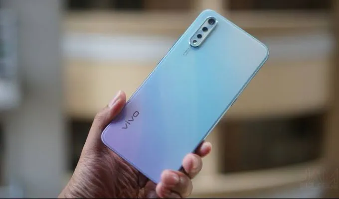 Vivo S1 - ad image 1