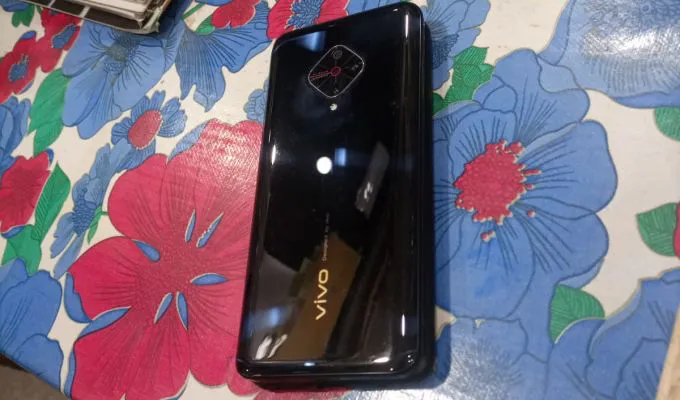 Vivo s1pr0 - ad image 2