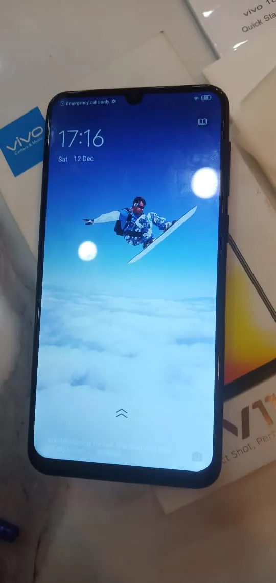 Vivo v11 - ad image 3