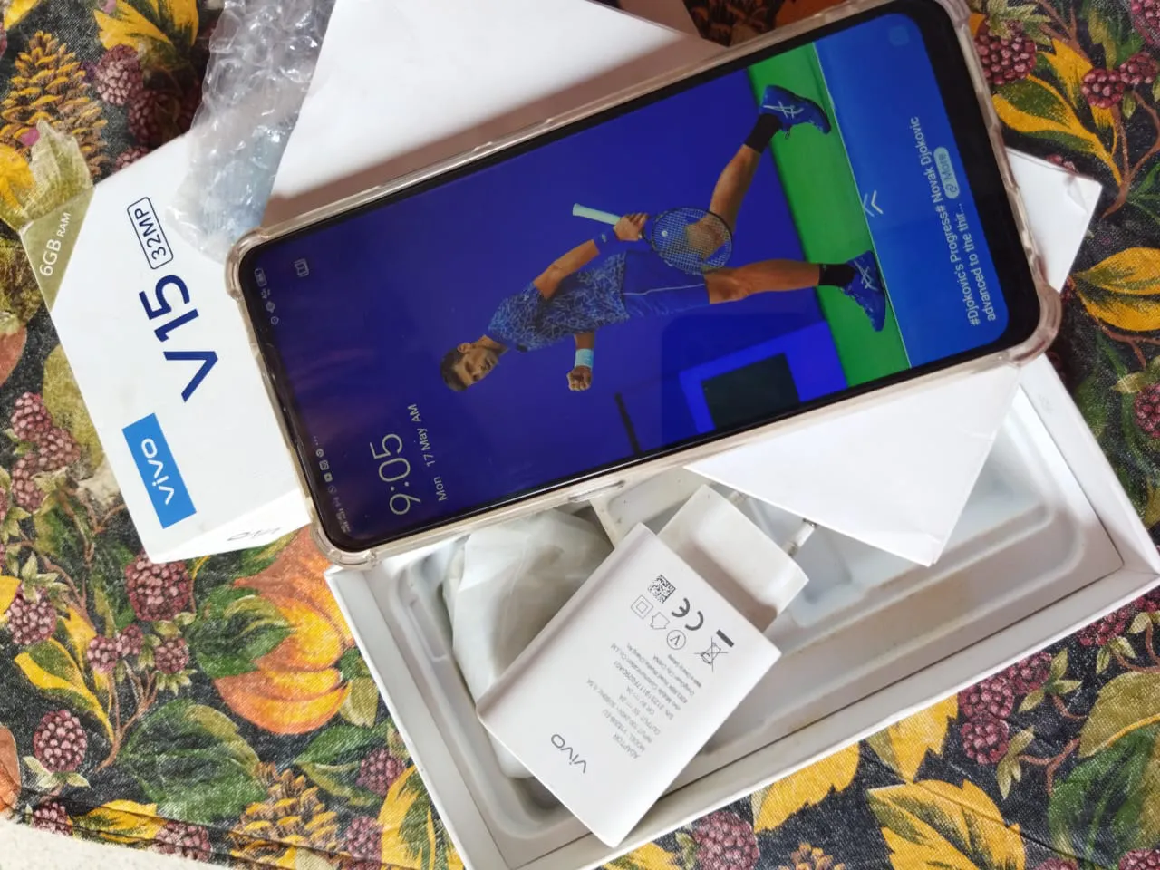 Vivo V15 sale 6/64 with complete box - ad image 2