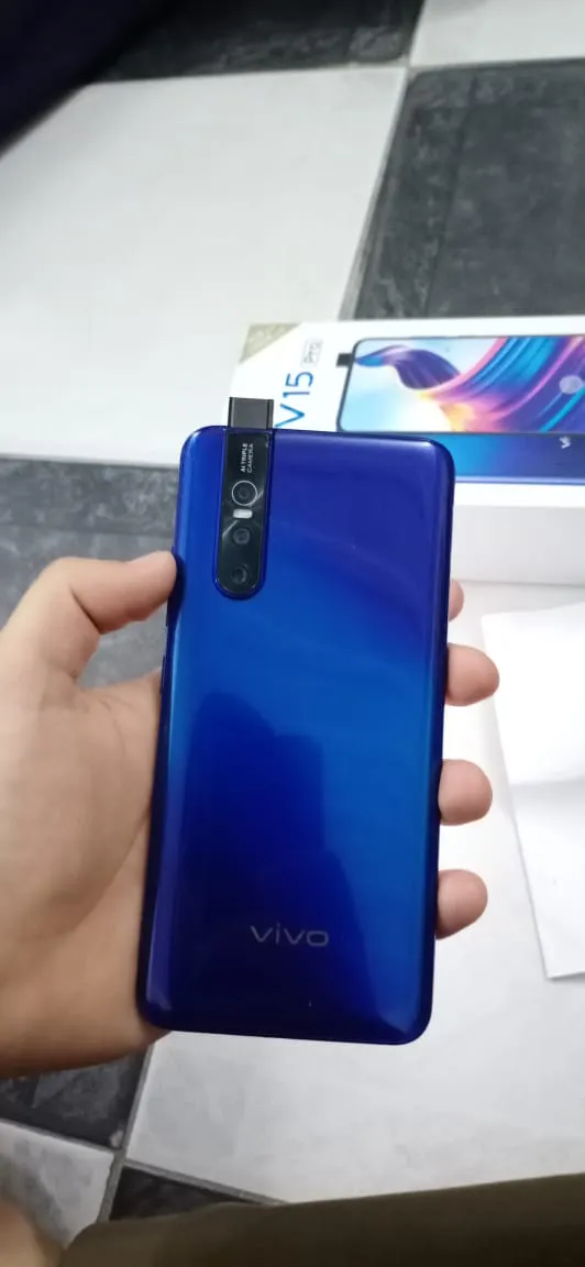 Vivo V15 PRO - ad image 4