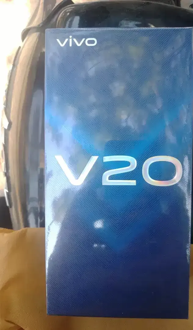 Vivo V20 brand new - ad image 1