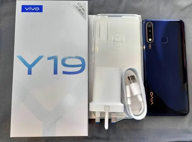 Vivo Y19 - ad image 2