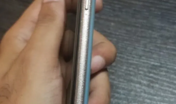 Vivo y19 - ad image 3